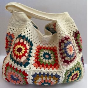 Borsa uncinetto a quadrati